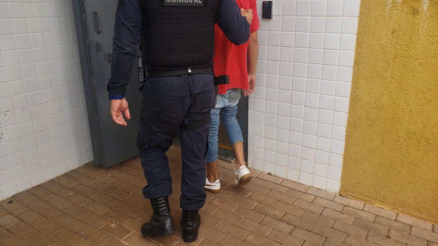 Equipe de Inteligência da Guarda Municipal localiza dono das malas recheadas com maconha