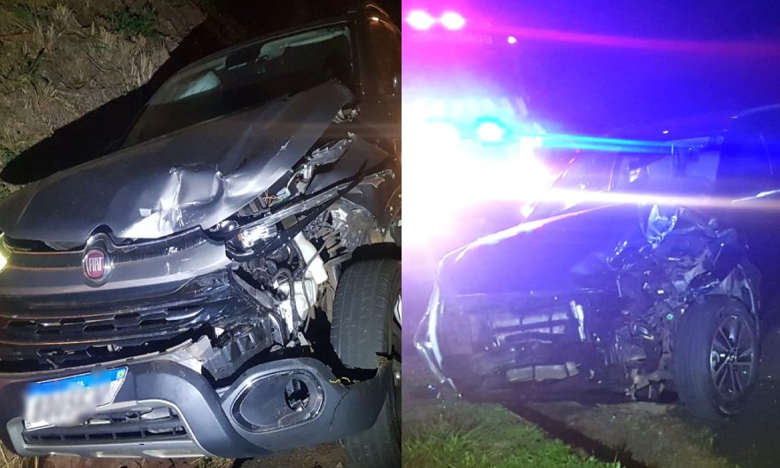 Carros ficam destruídos após forte colisão na BR-277