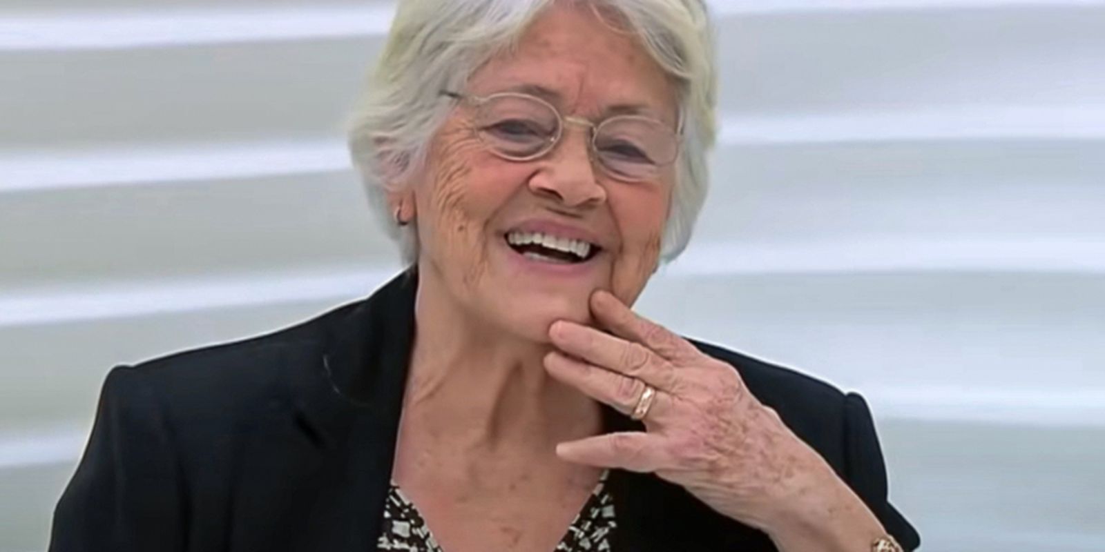 Adélia Prado vence Prêmio Machado de Assis de 2024 Imagem referente a Adélia Prado vence Prêmio Machado de Assis de 2024