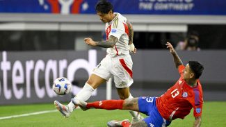 Chile e Peru não saem do 0 a 0 na Copa América