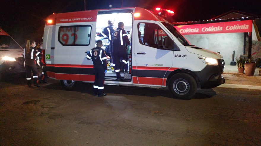 Emergência cardíaca: mulher desmaia na rua e é socorrida pelo Samu