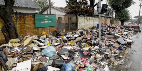 Imagem referente a Auxílio Reconstrução: 182 prefeituras ainda não cadastraram famílias