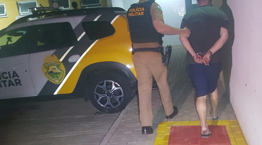 Homem é preso após denúncia de disparos de arma de fogo