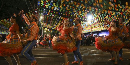 Imagem referente a Quadrilhas juninas são reconhecidas manifestação da cultura nacional