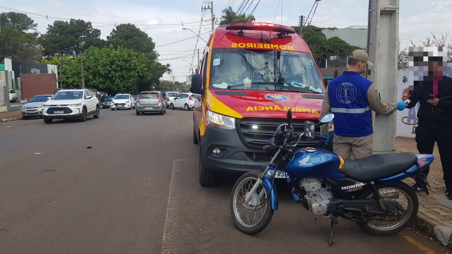 Motociclista fica ferida em acidente de trânsito na Rua General Osório