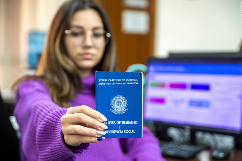 Novo programa busca facilitar o acesso dos jovens ao mercado de trabalho em Cascavel