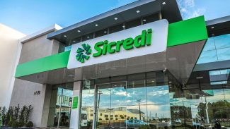 Juíza define critérios para cálculo de juros e encargos em processo contra Cooperativa de Crédito