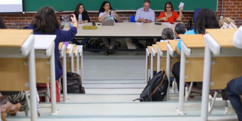 Imagem referente a Professores universitários retomam atividades após 70 dias de greve