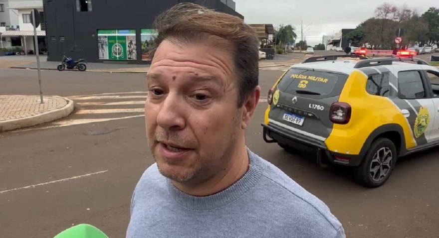População está indignada com a quantidade de acidentes na Avenida Piquiri com a Rua Paraná