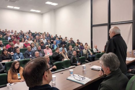 Paraná capacita agentes para o Programa Nacional de Crédito Fundiário