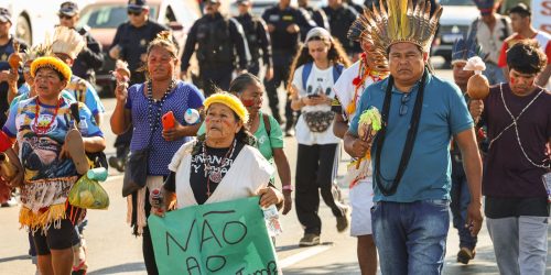 Imagem referente a Em ato na Esplanada, indígenas pedem ações contra mudanças climáticas