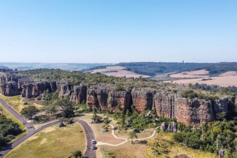 Férias escolares: quatro dicas de passeios pela natureza do Paraná