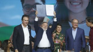 Lula anuncia investimentos para expansão de universidades em São Paulo