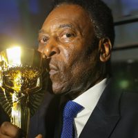 Imagem referente a Lei institui 19 de novembro como Dia do Rei Pelé