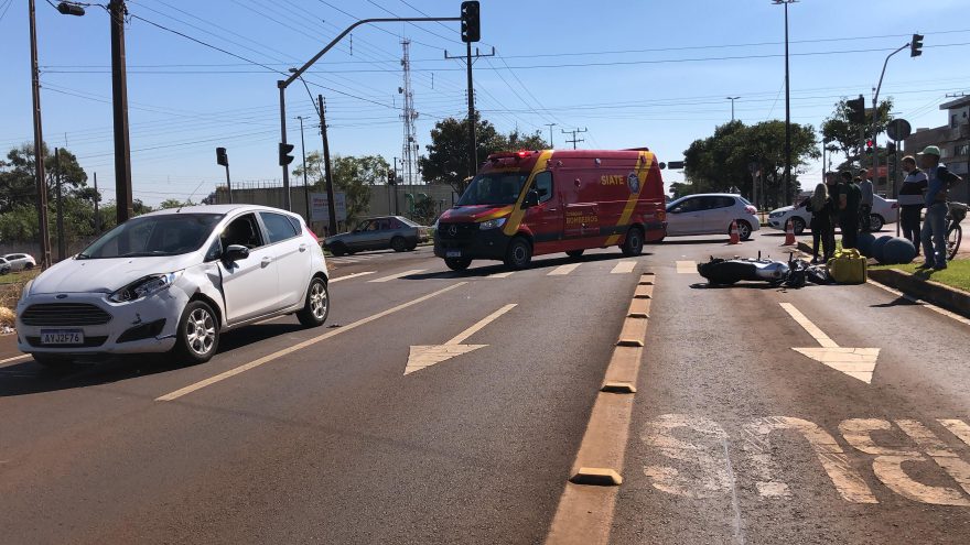 Jovem de 27 anos fica ferido em acidente de trânsito em Cascavel
