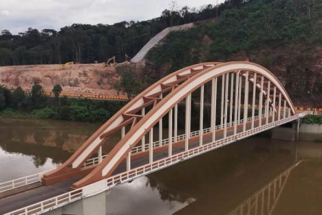 Cartão-postal: Ponte dos Arcos de União da Vitória é revitalizada pelo DER/PR