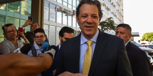 Imagem referente a Haddad quer conluir PL de dívidas dos estados antes do recesso