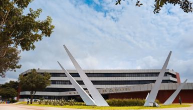 Imagem referente a Dia do Servidor Público provoca fechamento de alguns setores da Prefeitura de Cascavel