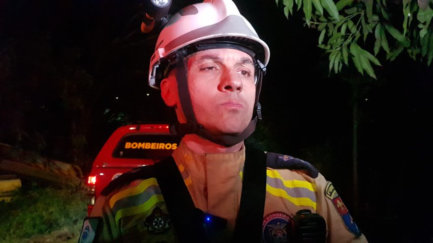 Tenente fala sobre resgate de mulher que caiu de ponte na Vila Tolentino