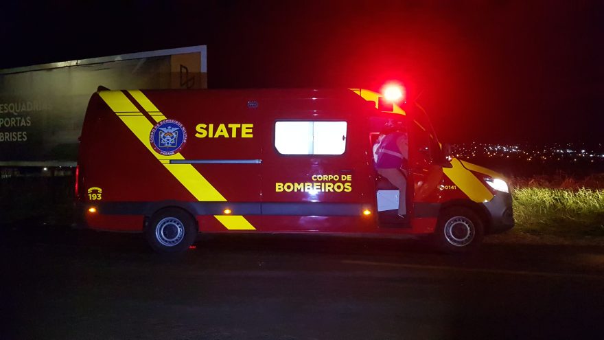 Dois homens ficam feridos em acidente no Cascavel Velho