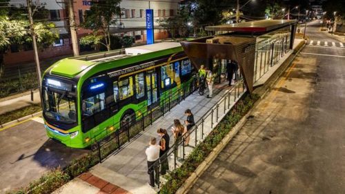 Imagem referente a De Linha Verde a casas do Bairro Novo da Caximba: veja as entregas da Prefeitura de Curitiba até o começo de julho