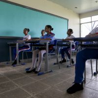 Imagem referente a Teto de gastos e novo arcabouço atrapalham metas do PNE, diz relatório