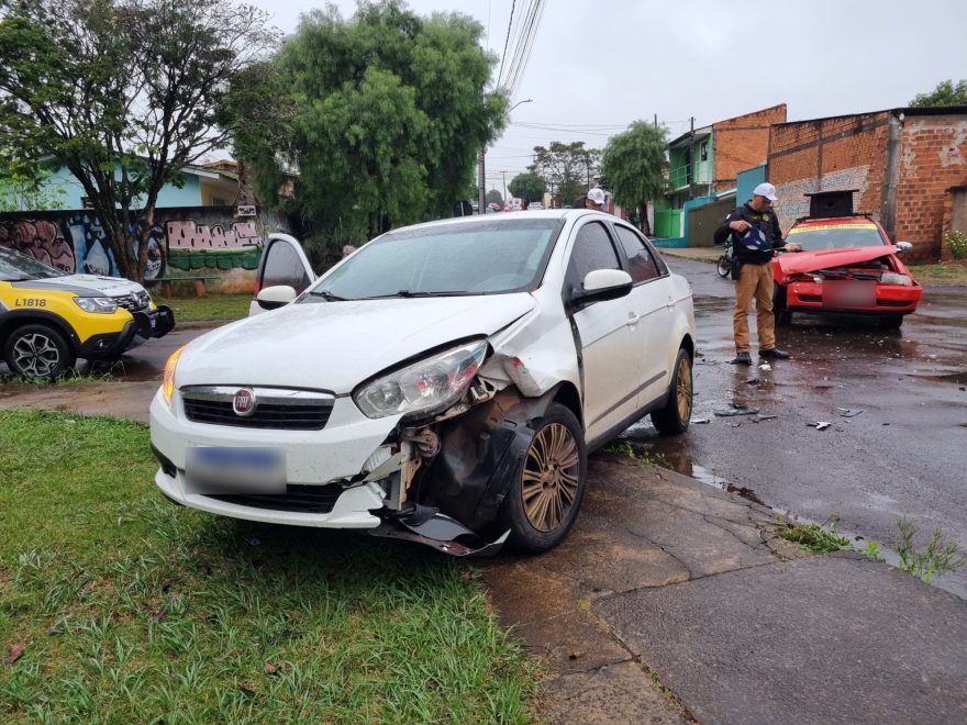 Condutor de Parati fica ferido em acidente no Parque São Paulo