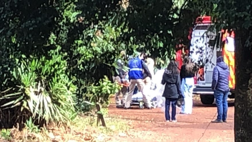 Homem precisa ser socorrido após cair de barranco no Bairro Presidente