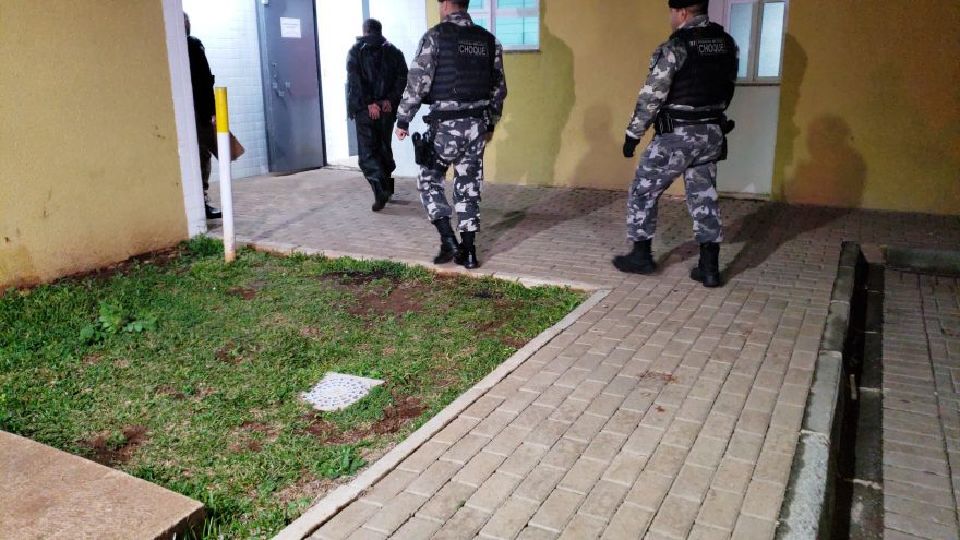 Delivery do fuminho: entregador é preso com cocaína, maconha e dinheiro no Centro