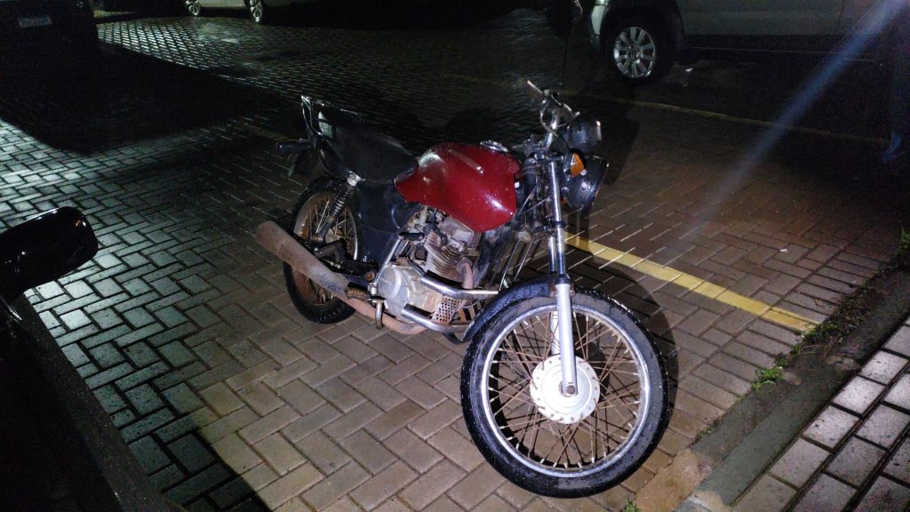 CHOQUE recupera motocicleta com queixa de furto no 14 de Novembro