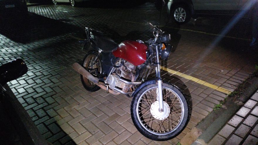 CHOQUE recupera motocicleta com queixa de furto no 14 de Novembro