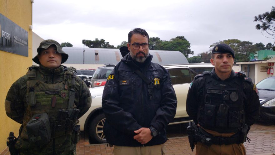 Policiais falam sobre operação conjunta que resultou na apreensão de SW4 carregada com drogas