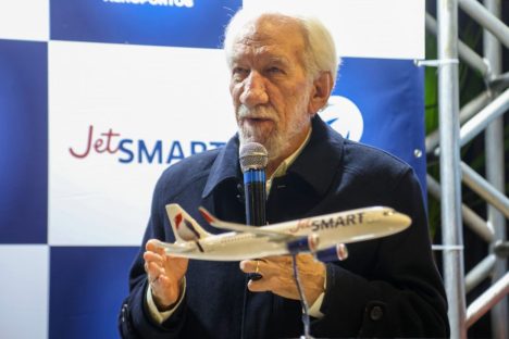 Piana destaca fortalecimento do turismo com novo voo Curitiba-Buenos Aires