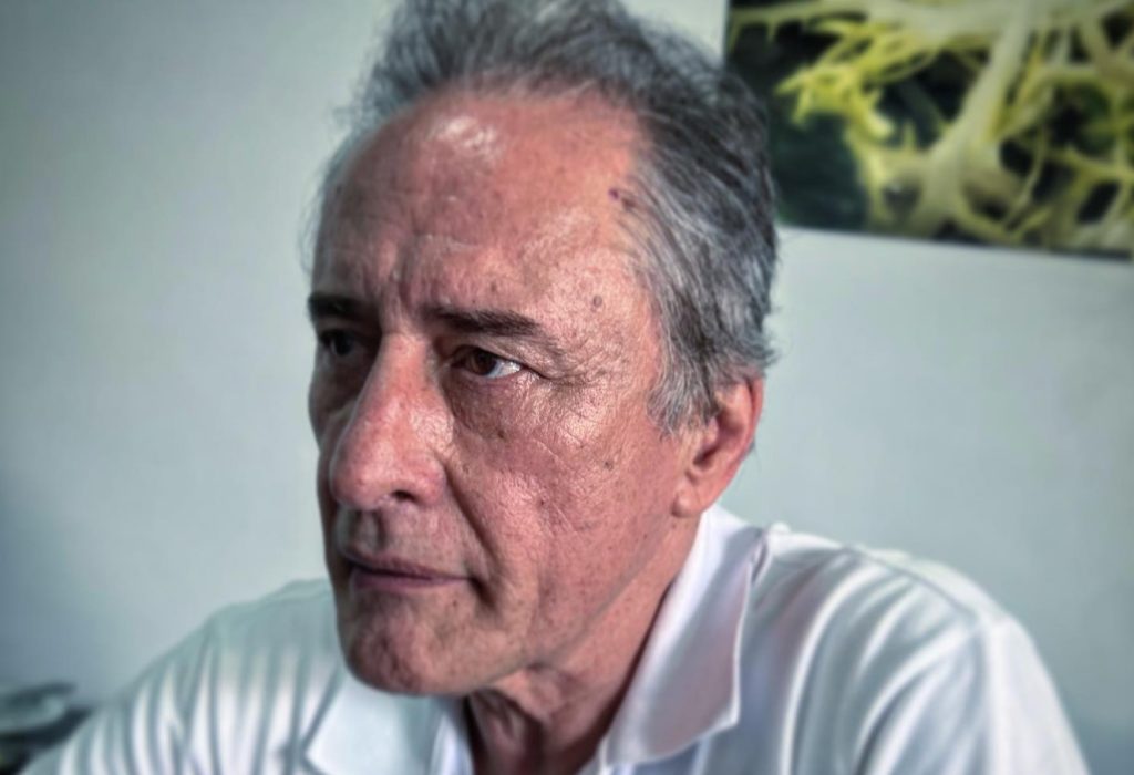Justiça absolve ex-prefeito de Cascavel em ação sobre internet pública Justiça absolve ex-prefeito de Cascavel em ação sobre internet pública