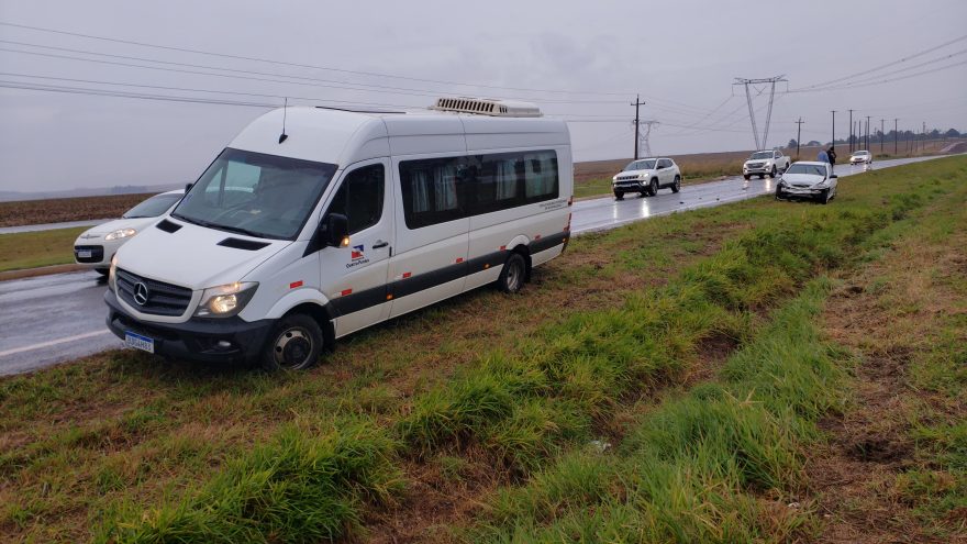 Durante atendimento em acidente com morte, van e Astra se envolvem em acidente na BR-163