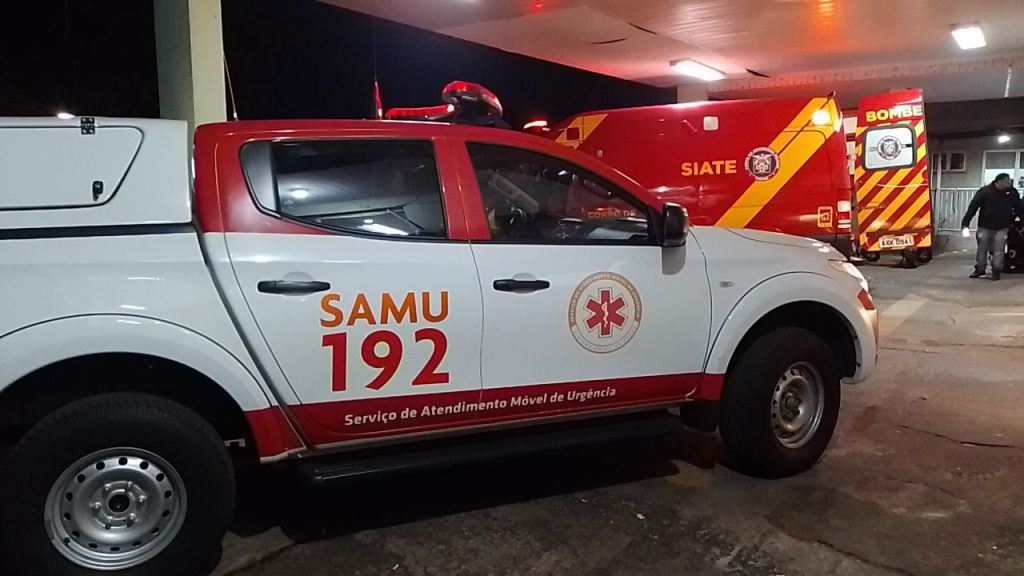 Jovem é alvejado com vários disparos de arma de fogo