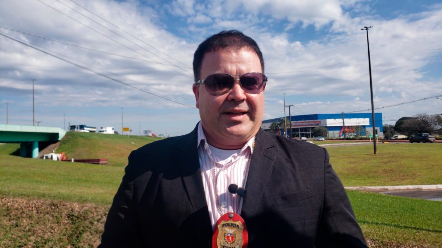 Delegado-chefe da 15ª SDP dá detalhes sobre perseguição à viatura falsa que terminou com homem preso em Cascavel