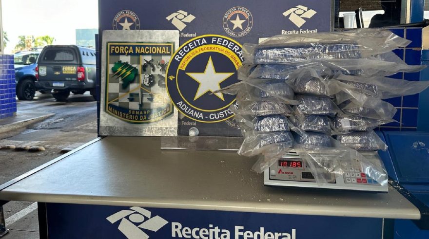 Operação conjunta apreende 32,6 kg de crack na Aduana da Ponte Internacional da Amizade​