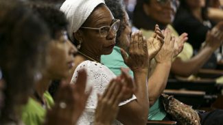 Coalizão de entidades lança campanha por mais negros nos parlamentos