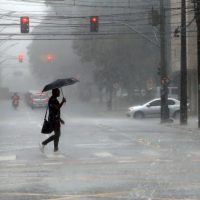 Imagem referente a Em 15 dias, Curitiba bate média histórica de chuva para todo o mês de julho