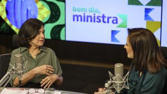 Ministra da Saúde comemora dados da imunização infantil