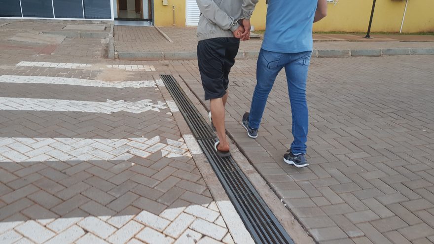 Jovem é preso com crack no Terminal Oeste