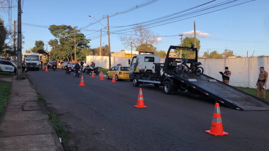 Polícia Militar realiza Operação de Trânsito no Jardim Alvorada