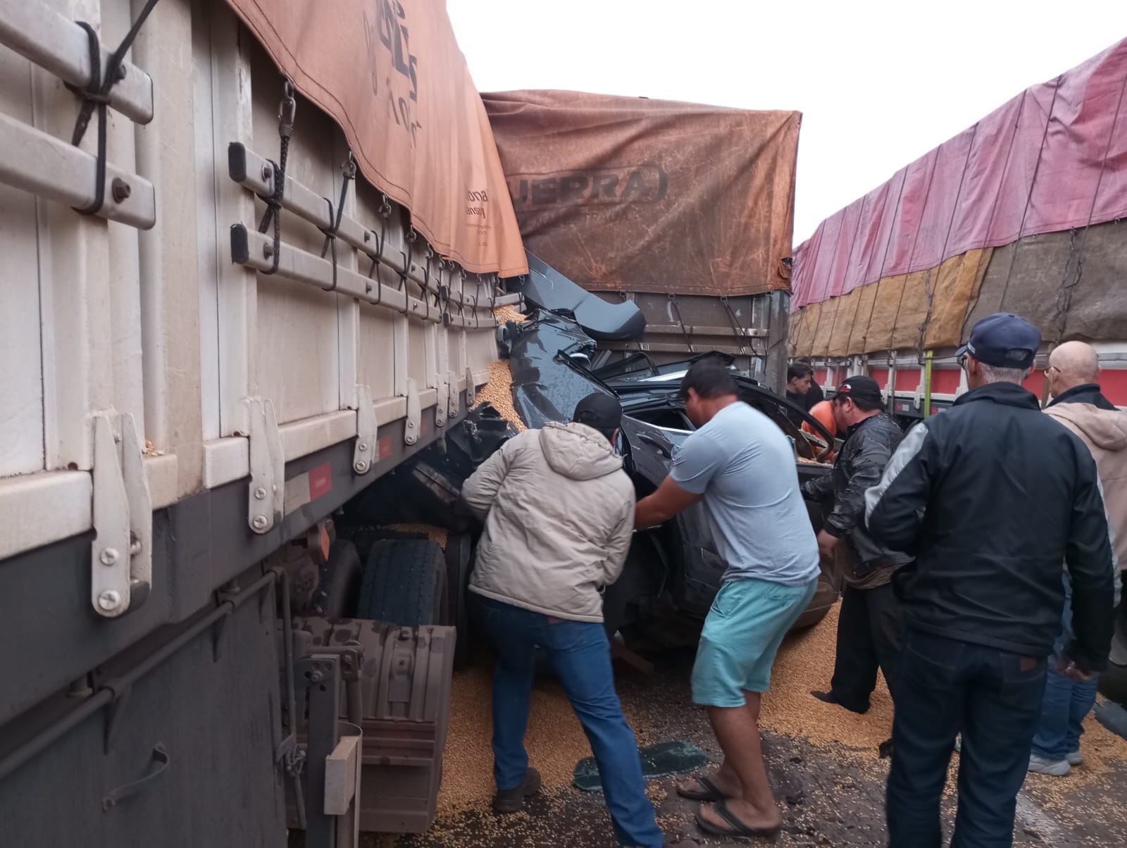 Após desencarceramento, segunda morte é confirmada em gravíssimo acidente na BR-163 Imagem referente a Após desencarceramento, segunda morte é confirmada em gravíssimo acidente na BR-163