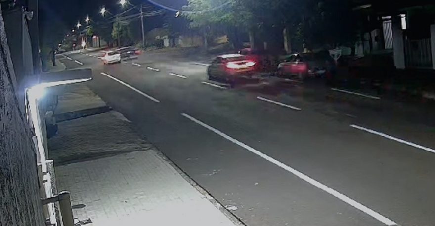 Câmera mostra acidente violento no Bairro Neva