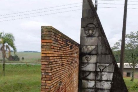 Estado contrata restauração do monumento rodoviário de Poty Lazzarotto