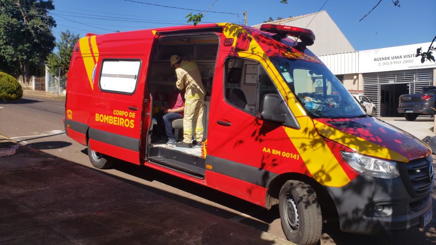 Quebra pau! homem leva garrafada na cabeça durante briga em loja na Rua Cuiabá