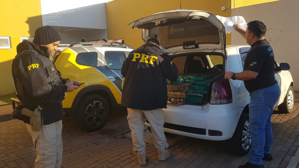 PRF detém homem com carro carregado com drogas em Céu Azul