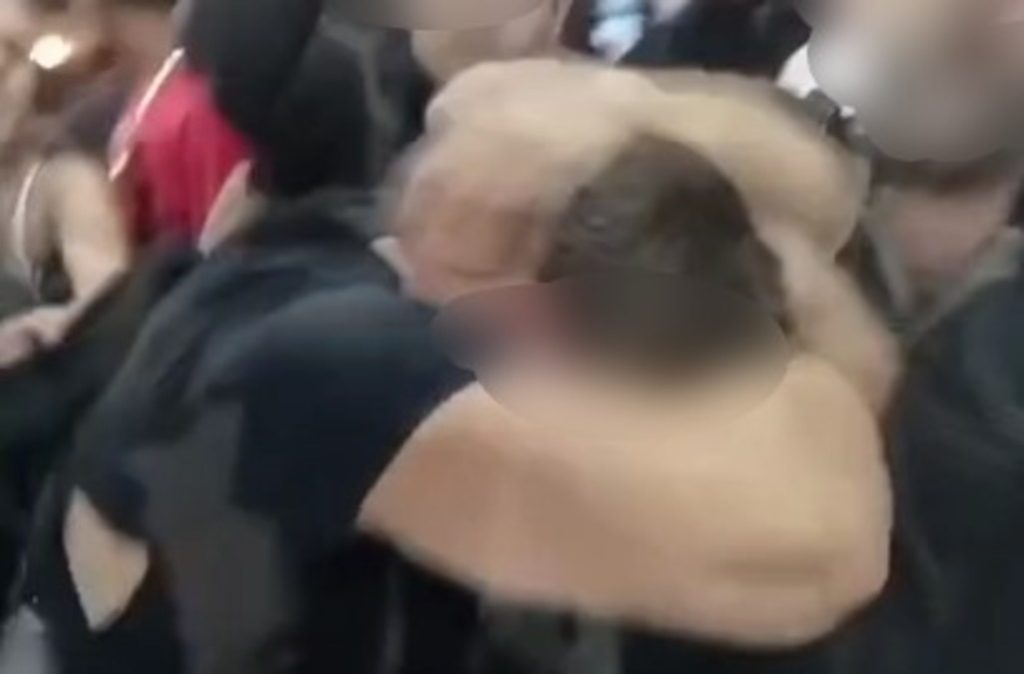 Câmera flagra briga generalizada que deixou homem ferido na Avenida Brasil