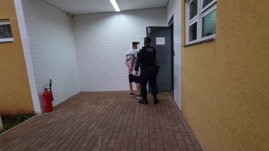 Homem é detido pela GM por embriaguez ao volante no Floresta